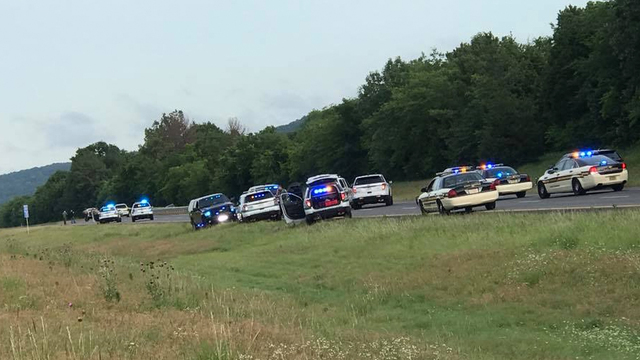 Prison escapees busted by elderly couple