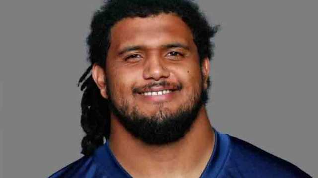 Former Arkansas OL Sebastian Tretola shot in leg, has minor injury Former Arkansas OL Sebastian Tretola shot in leg, has minor injury