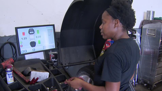 Female Mechanic Aims To Change Stereotypes